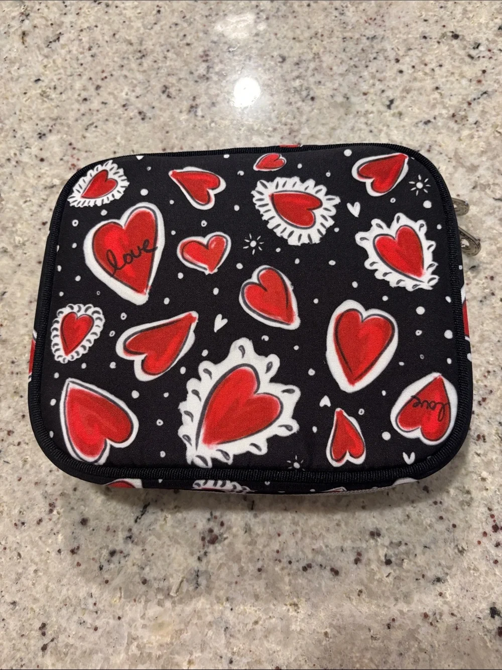 Brighton Hearts a Flutter Jewelry Case-red and black